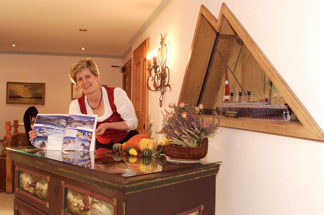 Pension Lachmayr Kaprun Exterior photo